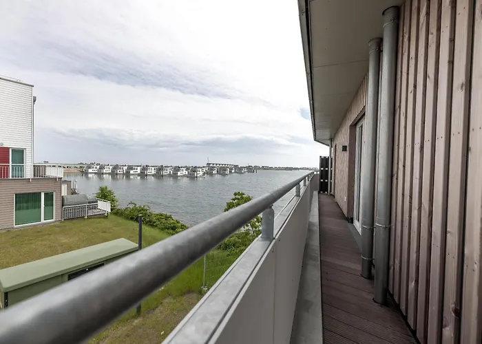 Katamaran Lägenhet *